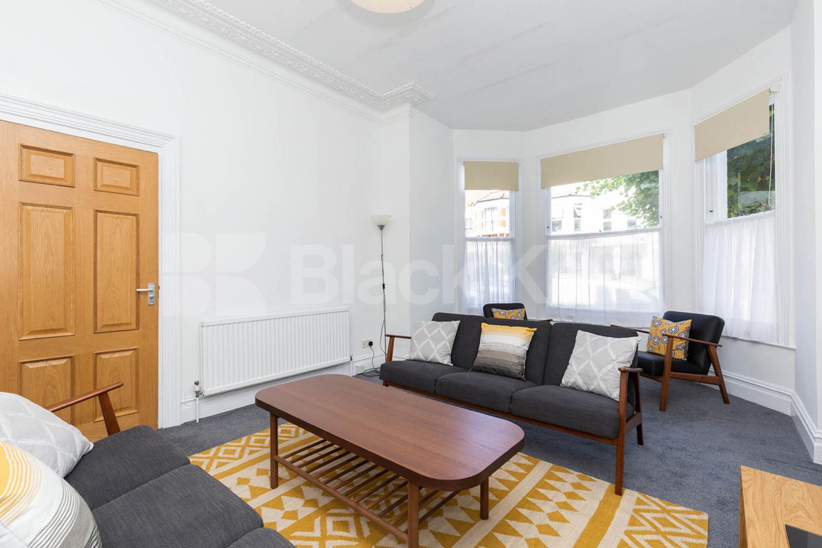 whole house with 2 receptions and 6 large bedrooms  Burgoyne Road, Harringay - Hornsey 
